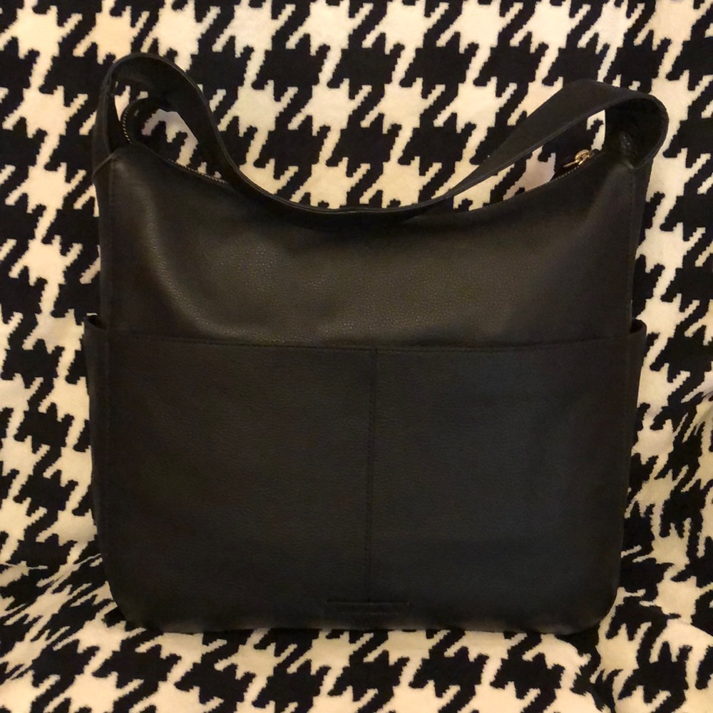 Vince Camuto Solid Leather Bag